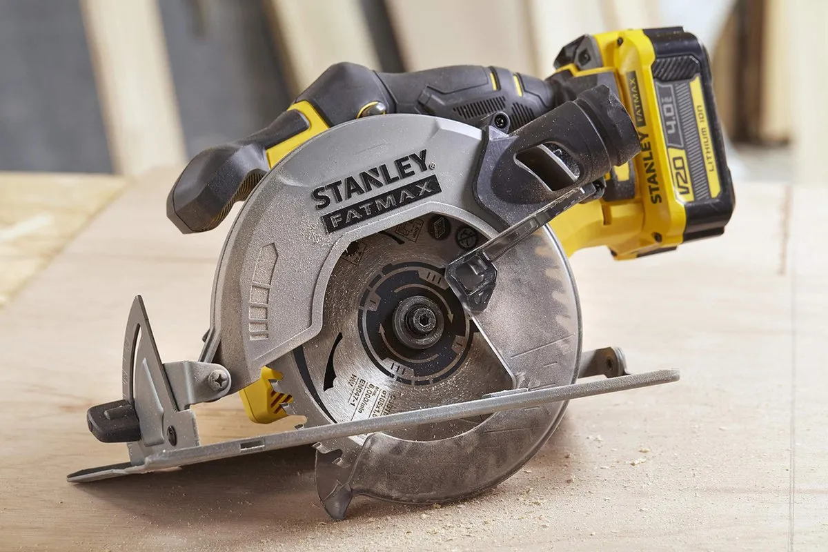 Stanley FatMax SFMCS500M2K-QW Cirkelzaag 165mm - 2x 4.0Ah accu
