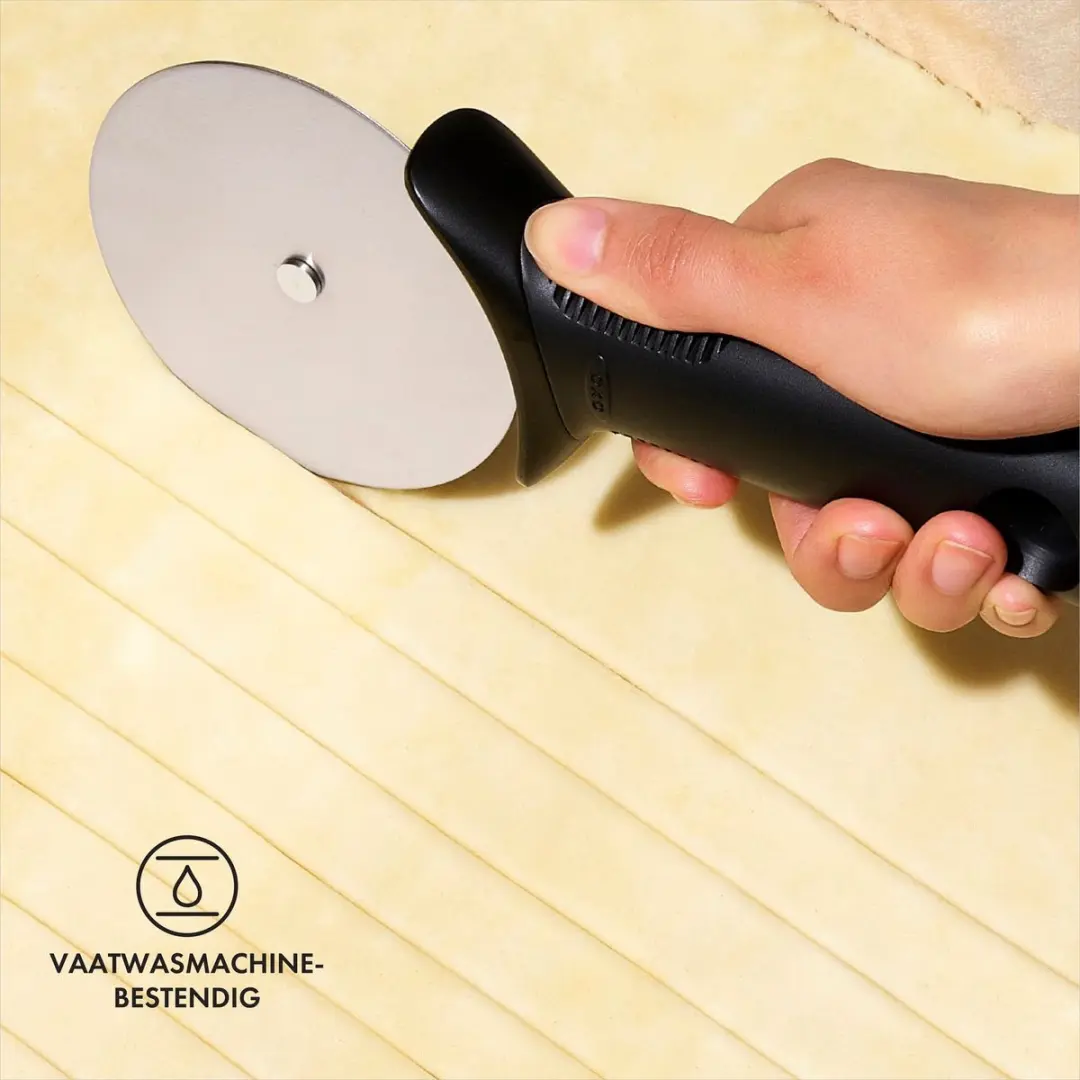 OXO Pizzasnijder met duimbeschermer - Zwart