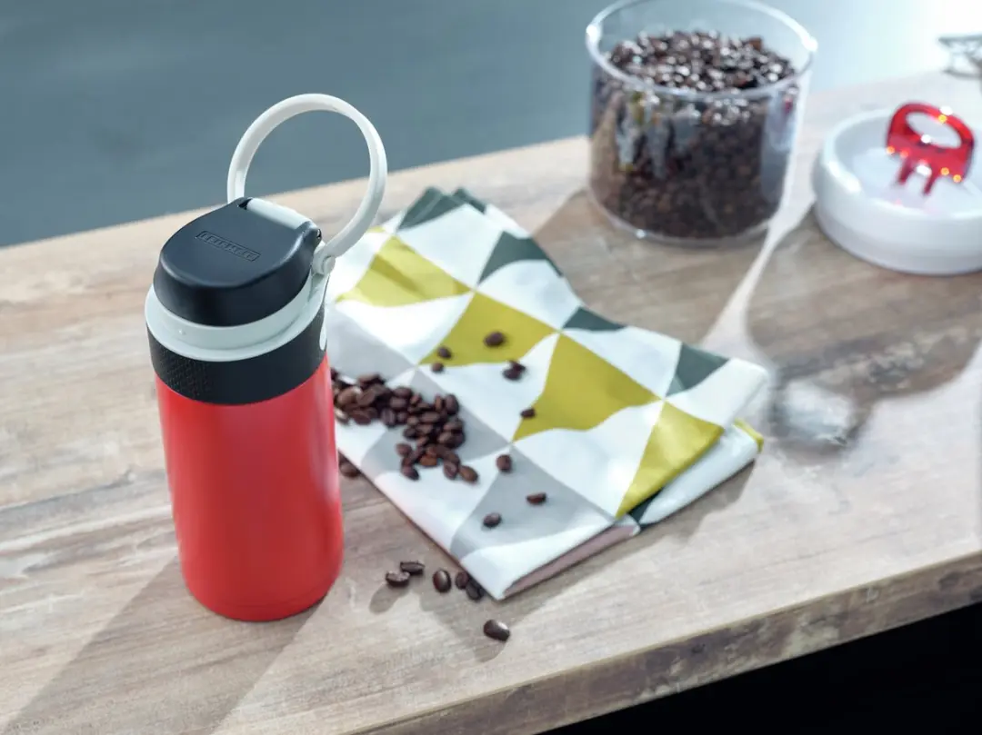 Leifheit Thermosbeker Flip 350ml - Rood