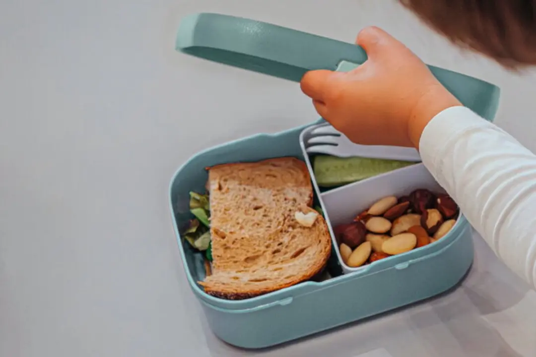 Mepal Bento Lunchbox Regenboog 750ml - Paars - afbeelding 6 van 6