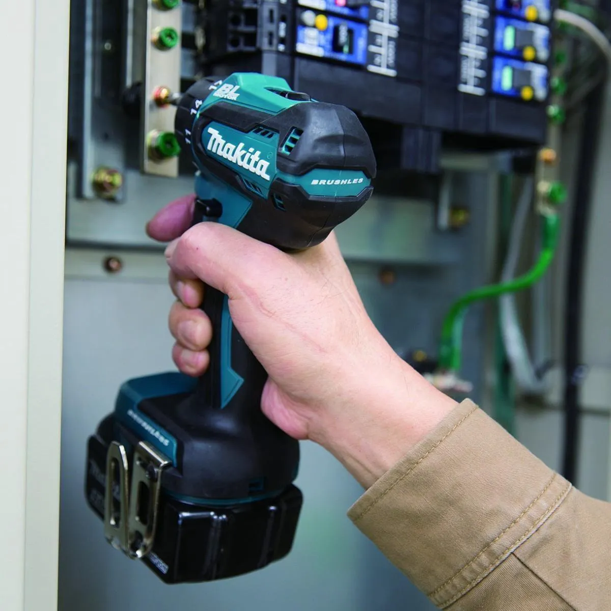 Makita DDF083RTJ Boor-/schroefmachine 18V - 21 standen
