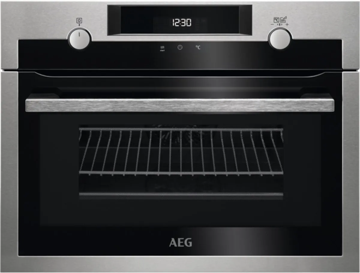 AEG CME565000M Inbouwoven 300L