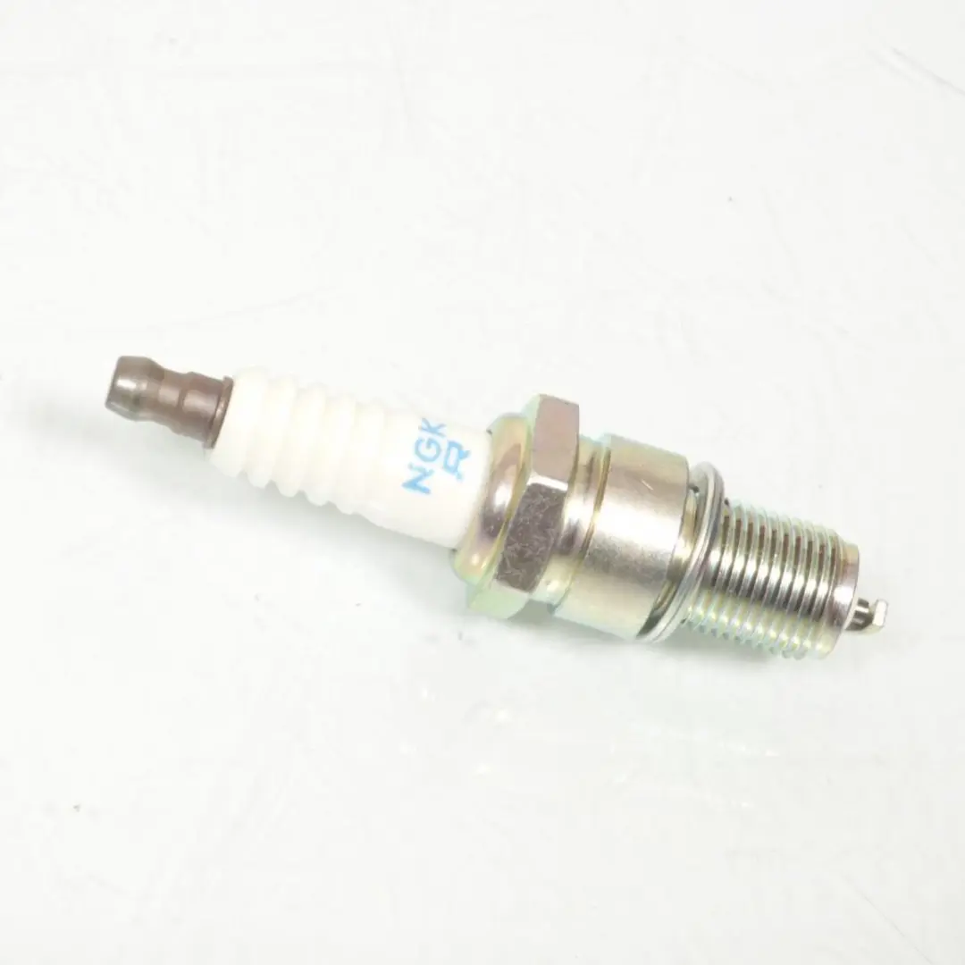 NGK BPR6ES-SOLID Bougie Moto - Wit