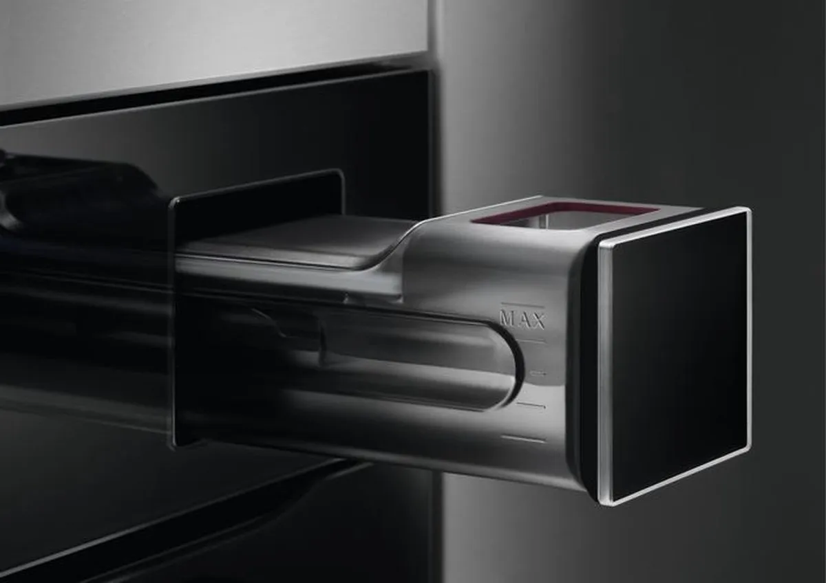 AEG SteamPro BSE798380B Stoomoven 70L - Zwart