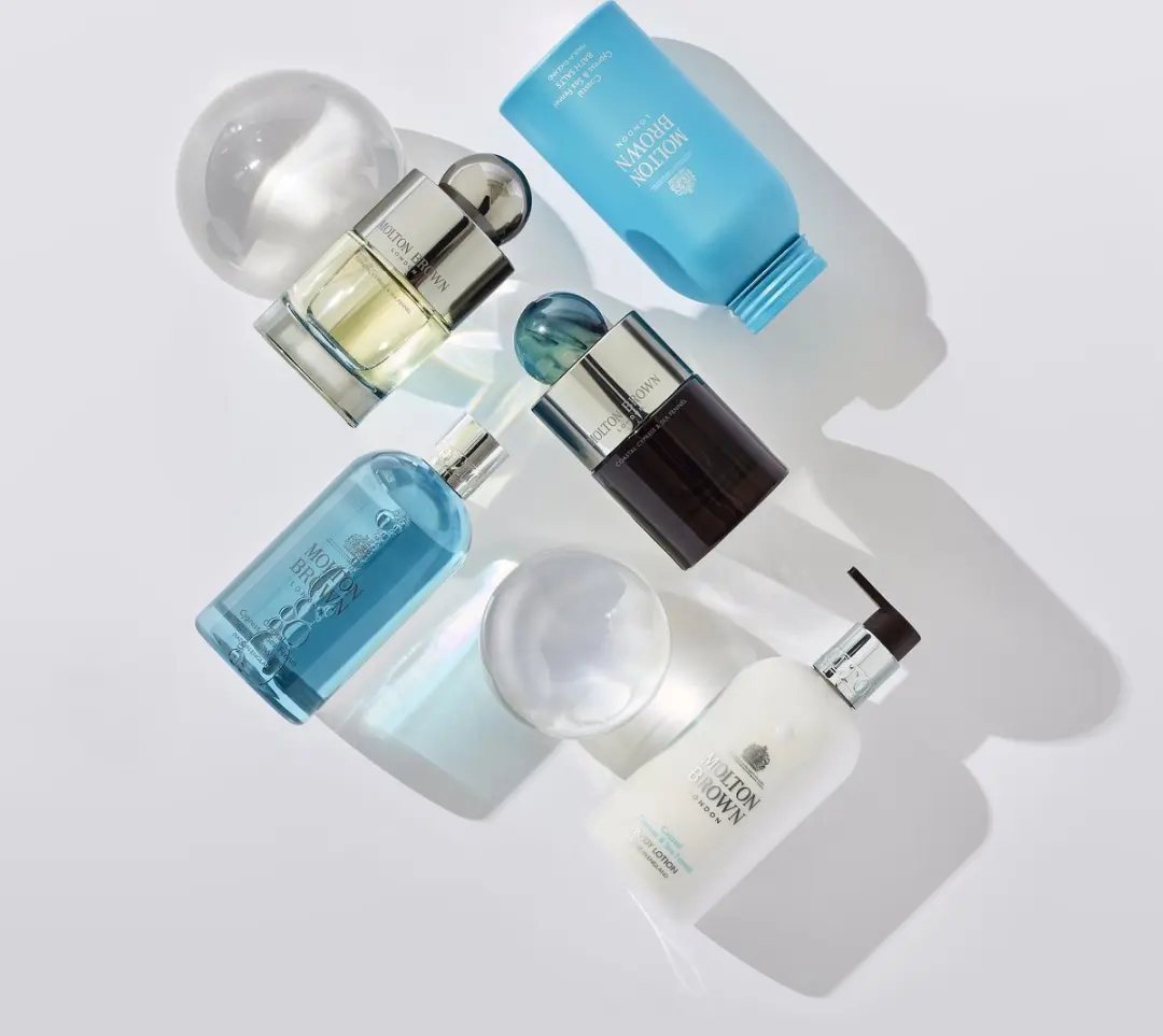 Molton Brown Coastal Cypress & Sea Fennel Badzout 300g