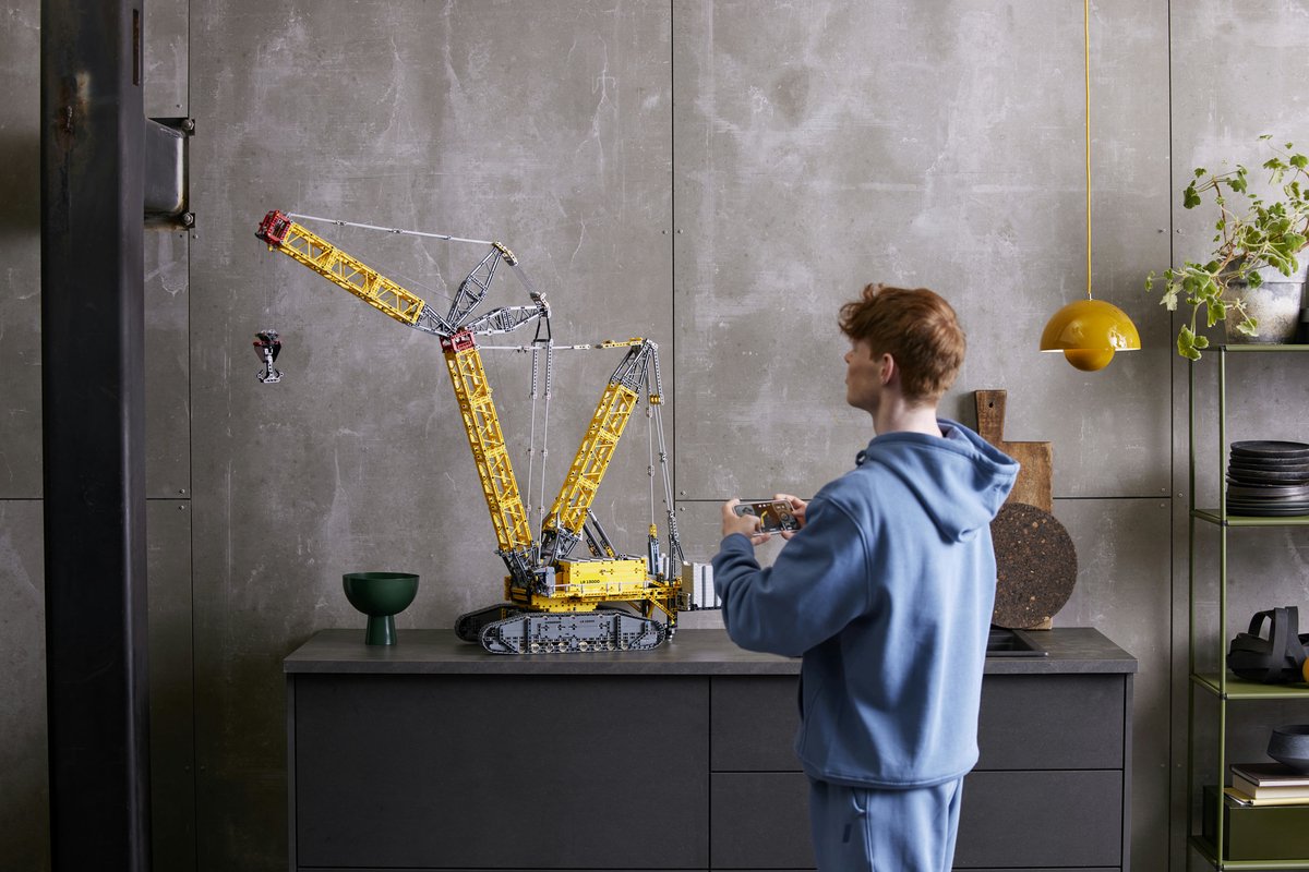 LEGO Technic Liebherr Rupsbandkraan LR 13000 Kraan met Afstandsbediening voor Volwassenen - 42146