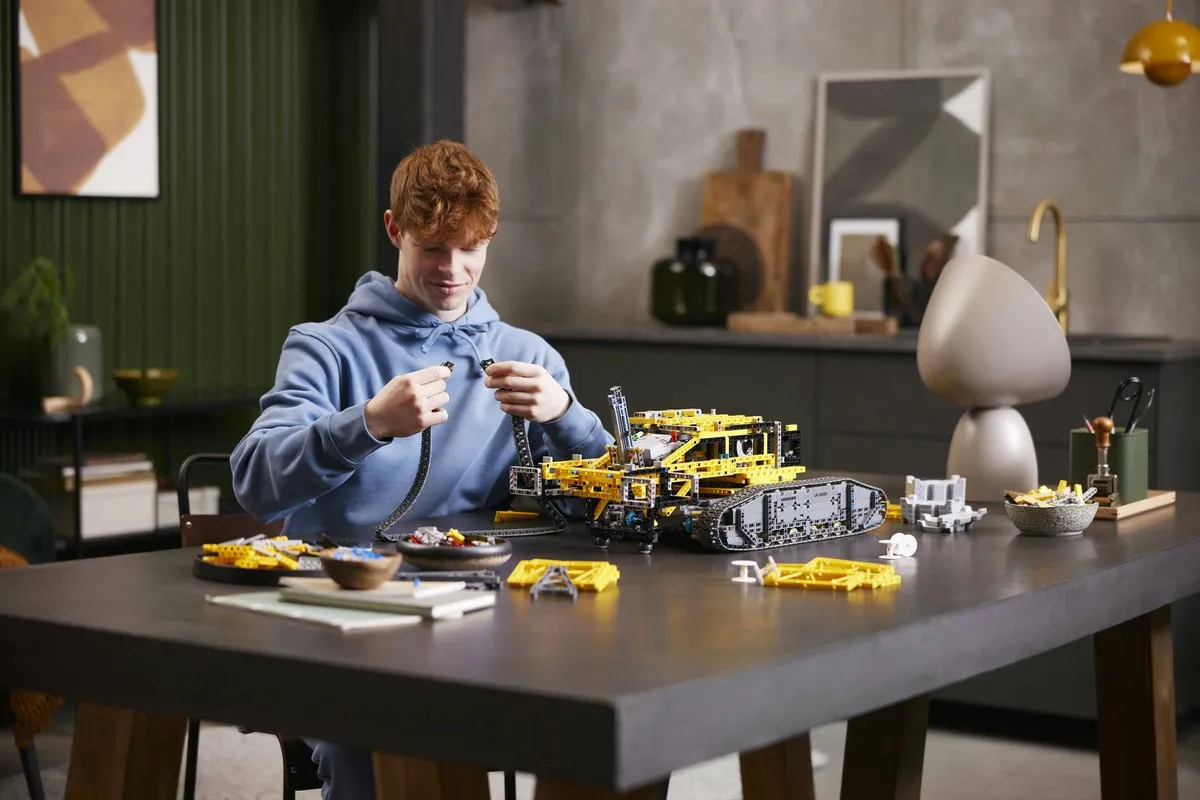 LEGO Technic Liebherr LR 13000 Kraan 2883 Stukken - Meerkleurig - afbeelding 6 van 6