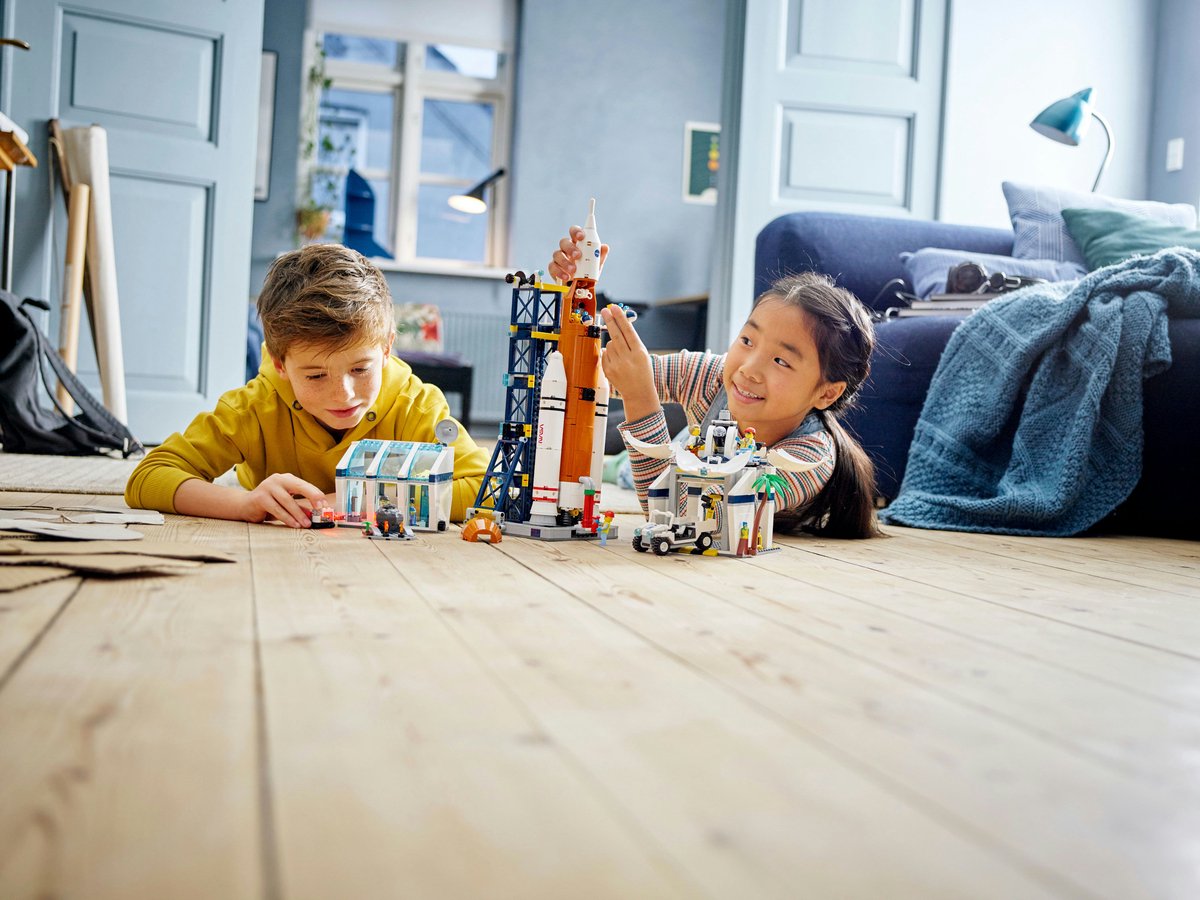 LEGO City Raketlanceerbasis - 60351