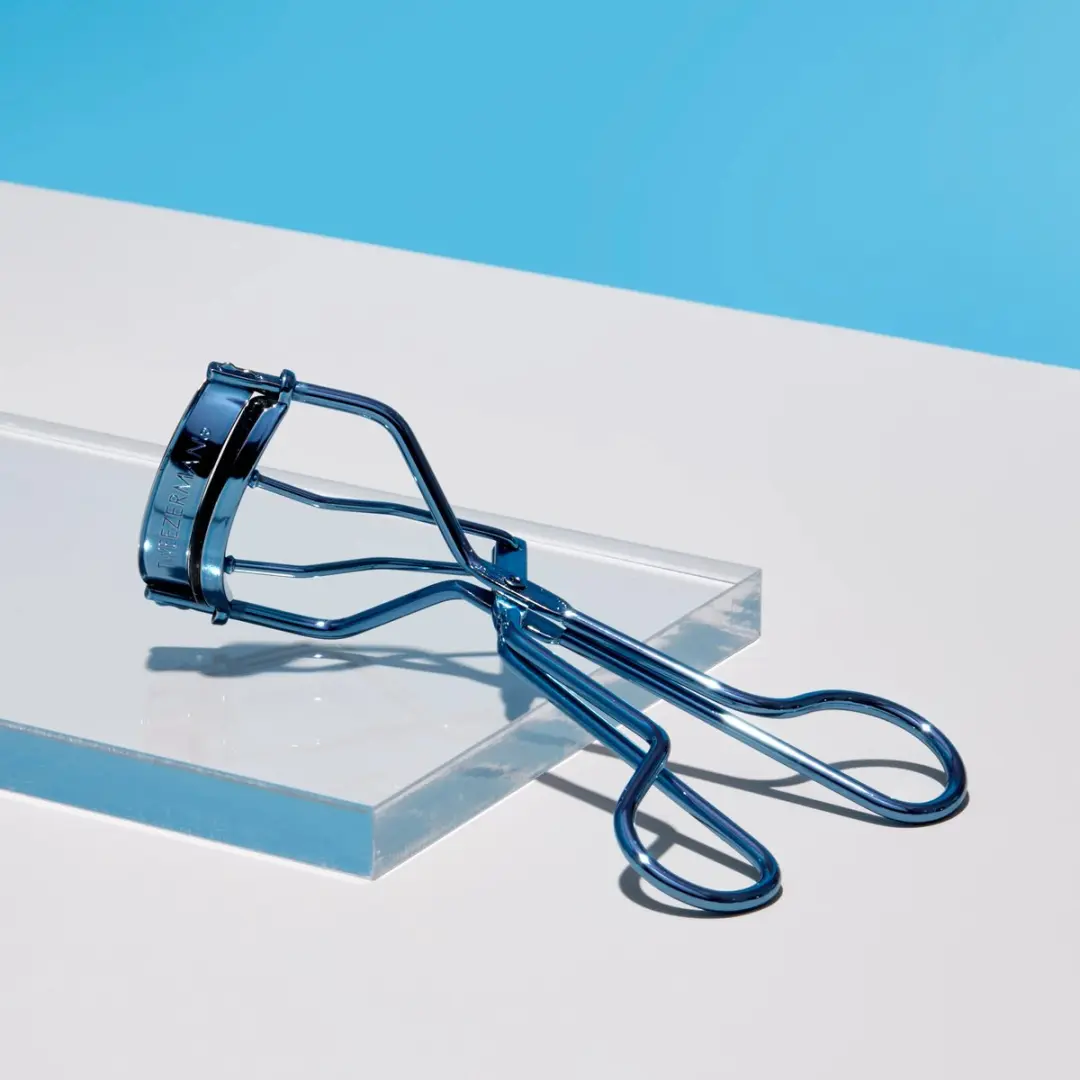 Tweezerman Bell Bottom Wimperkruller - Blauw