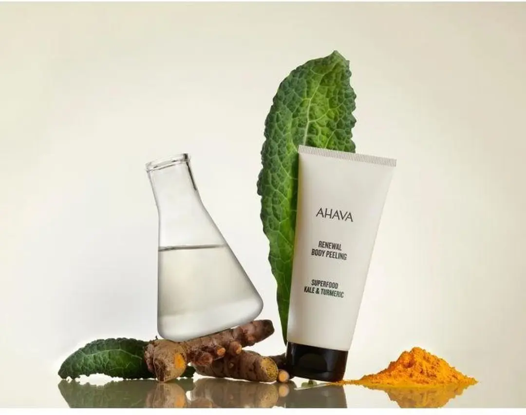AHAVA Vernieuwende Body Peeling Boerenkool & Kurkuma 200ml