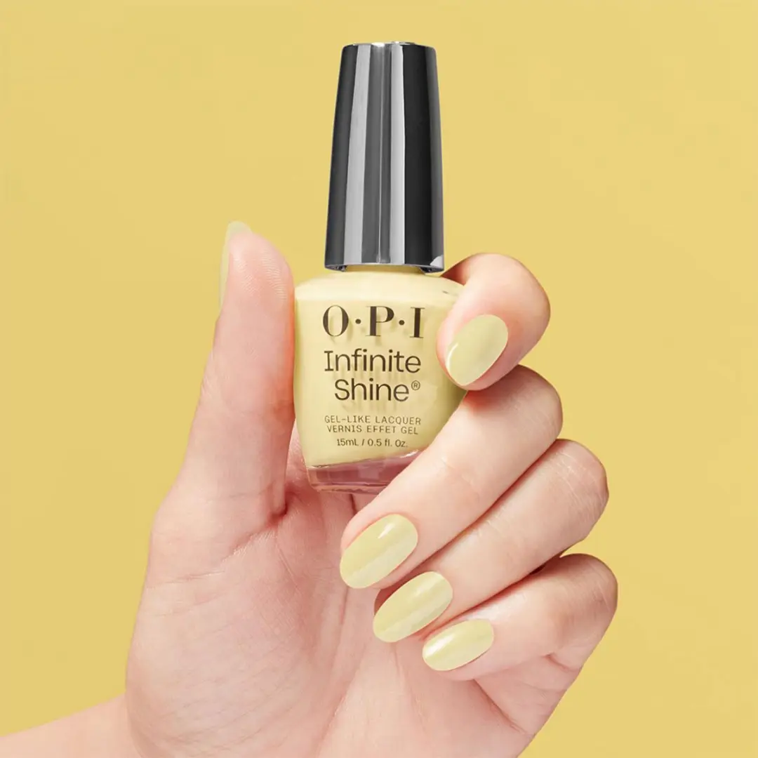 O.P.I. Infinite Shine This Chic Is Bananas Nagellak 15ml - Geel
