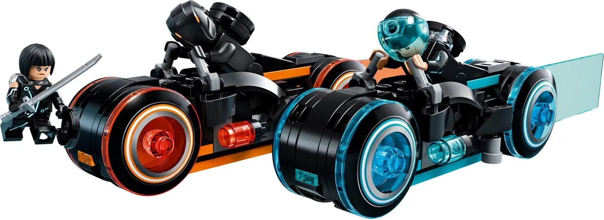 LEGO Ideas TRON Legacy 21314 - 230 Stukken - 3 Minifiguren - afbeelding 4 van 6