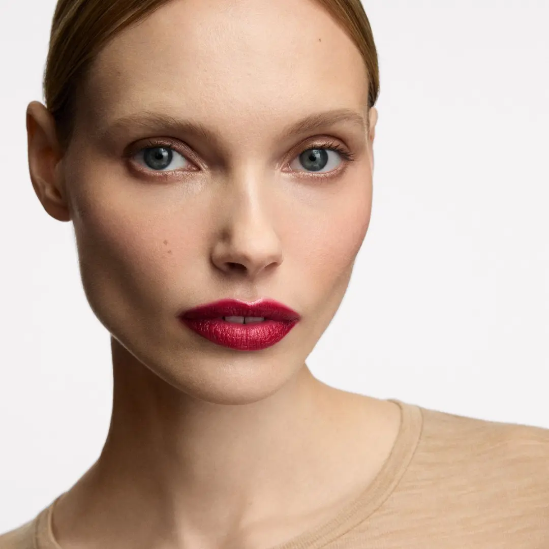 Inglot Velvet Define Lip Pencil Classic Cherry 71 - 1.8g