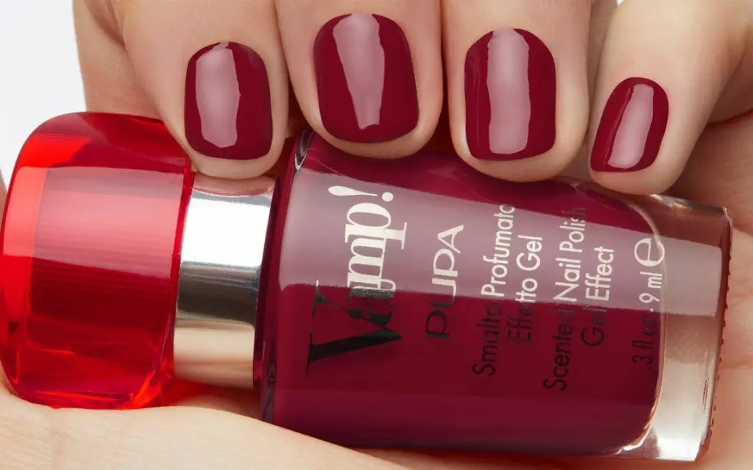 Pupa Vamp! Nagellak 204 Passionate Red - 9ml