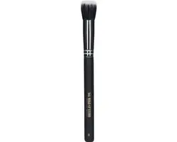 Make-up Studio Nr. 35 Foundation Polish Brush
