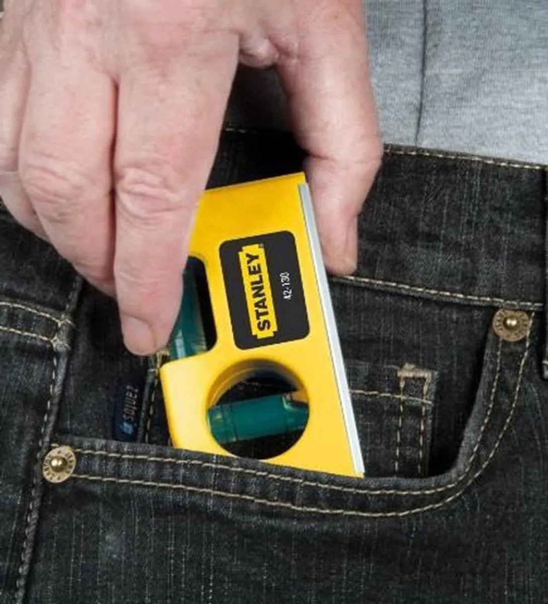 Stanley 0-42-130 Zakwaterpas Magnetisch - 8,7cm - Geel