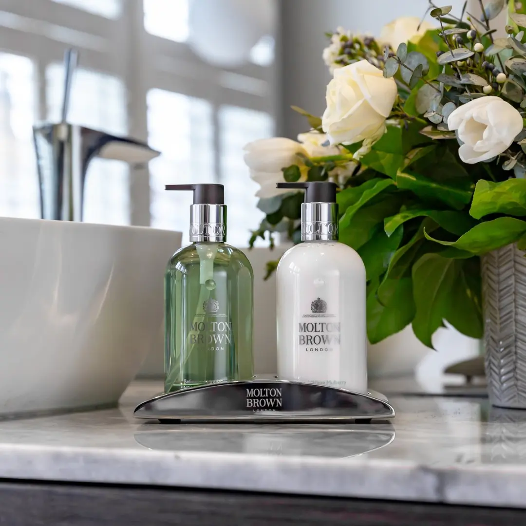 Molton Brown Refined White Mulberry & Thyme Handzeep 300ml