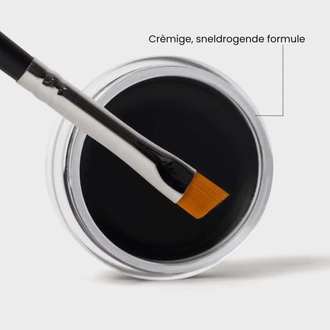 Inglot AMC Eyeliner Gel 77 - Zwart Waterproof 5.5g - afbeelding 6 van 6