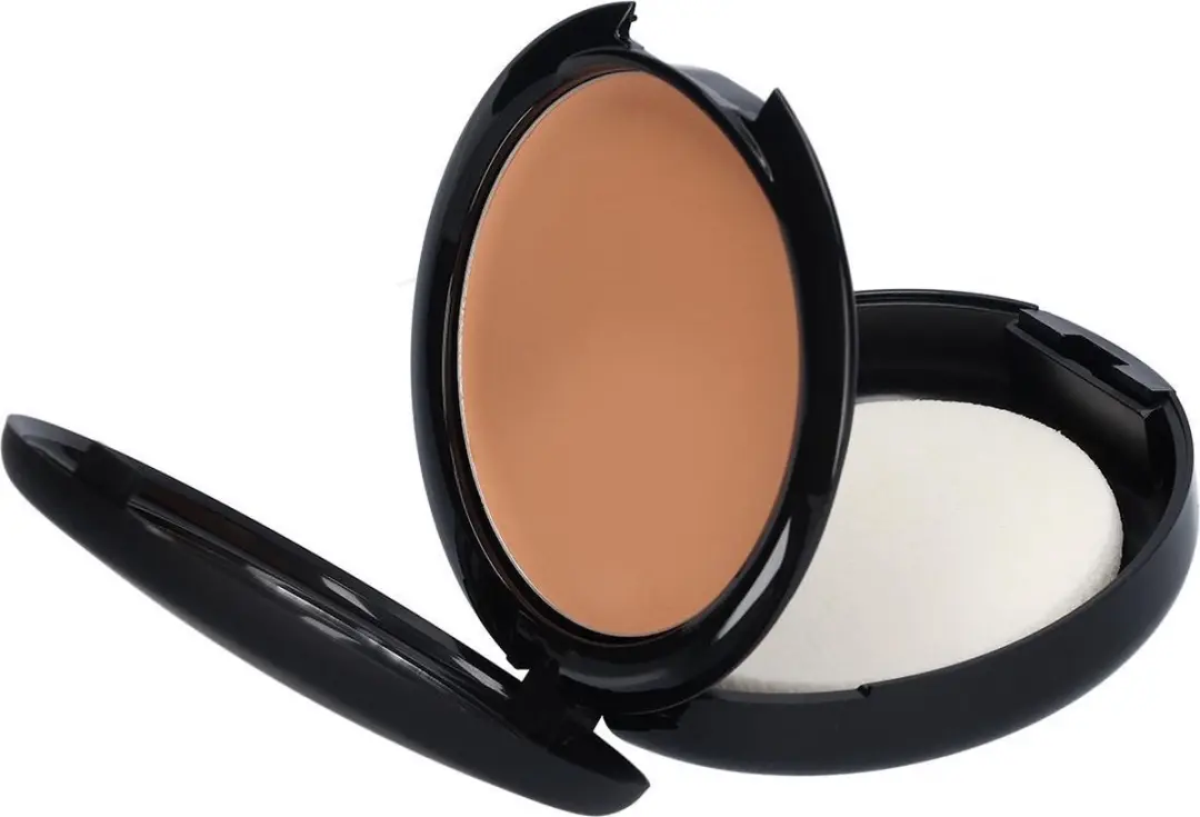 Make-up Studio Velvet Foundation WA4 Oriental Beige 8ml
