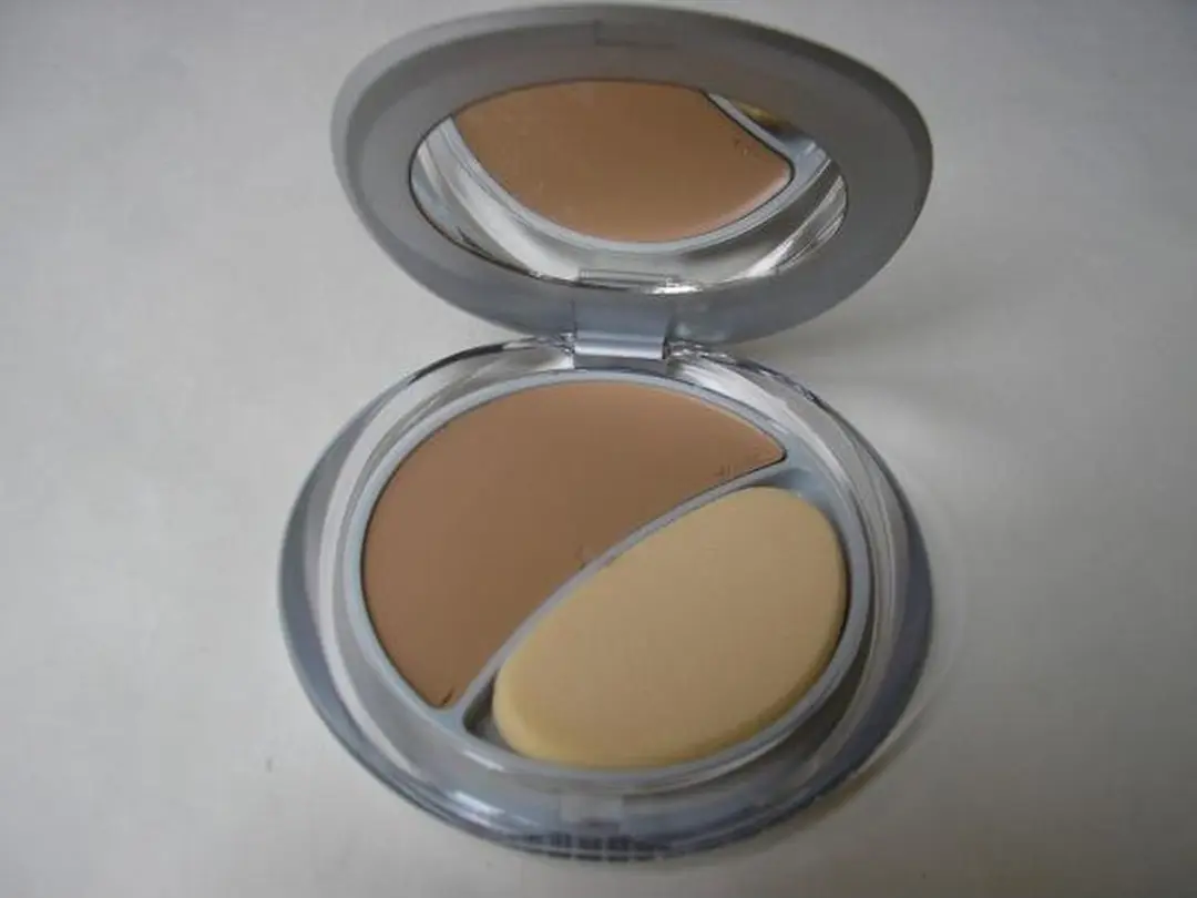 Pupa Milano Foundation Poeder 01