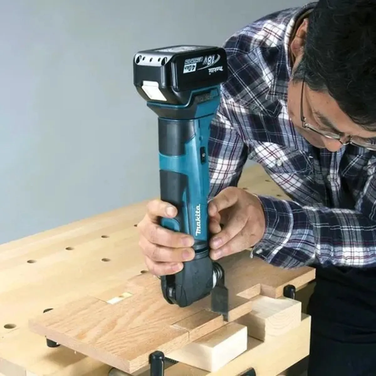 Makita DTM51T1JX2 Multitool 18V - 12 Accessoires - 1x Accu BL1850B