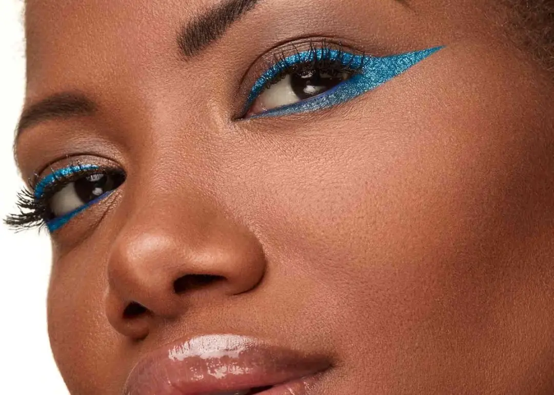 Pupa Milano Surprising Liner & Shadow 008 - 2.5ml - Bright Cobalt - afbeelding 3 van 4