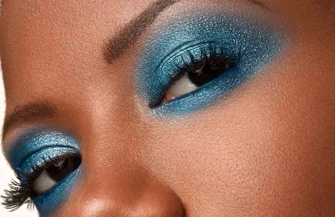 Pupa Milano Surprising Liner & Shadow 008 - 2.5ml - Bright Cobalt - afbeelding 4 van 4