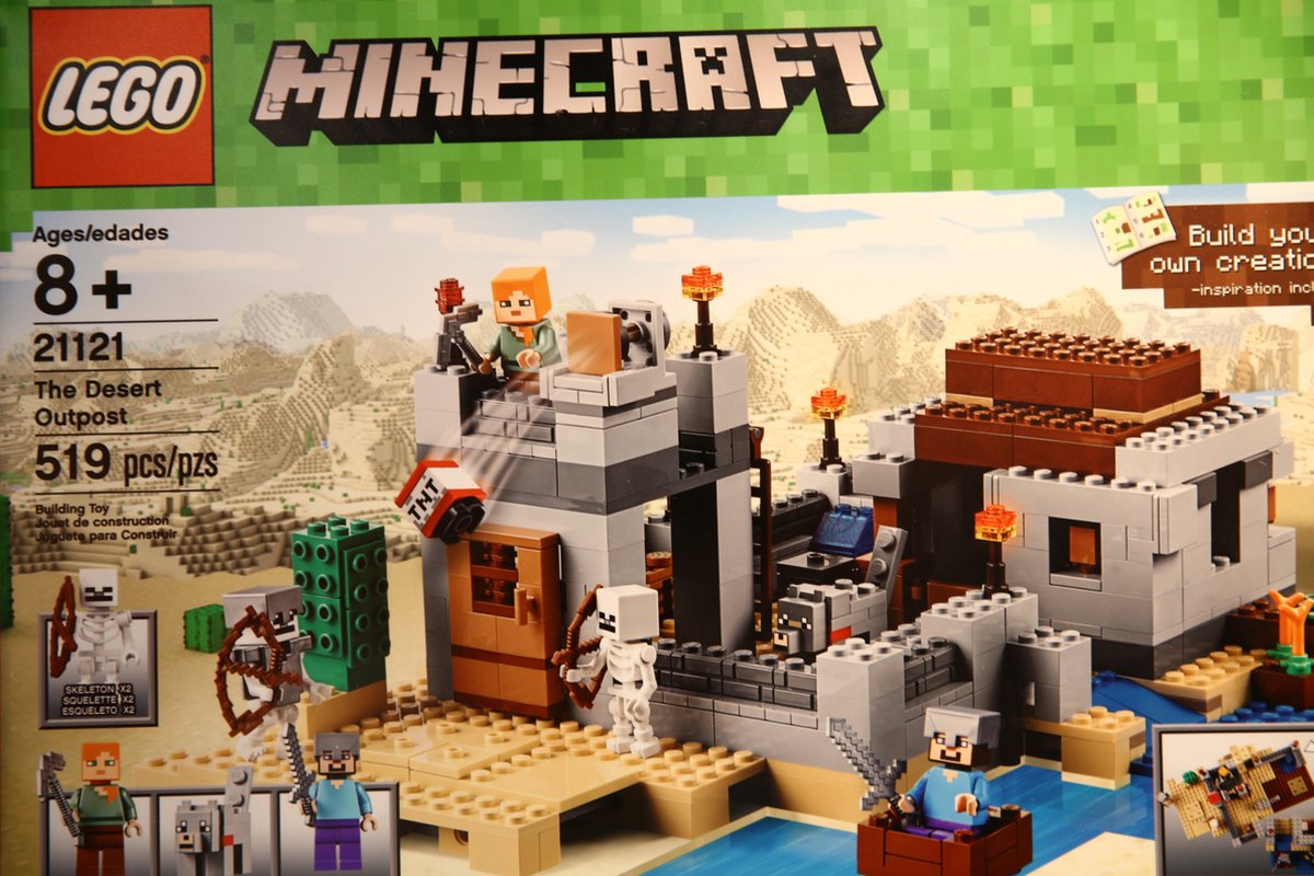 LEGO Minecraft Woestijnuitkijkpost - 21121