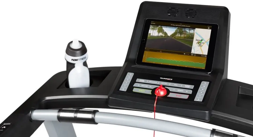 Flow Fitness Runner DTM2000i Loopband - 18 km/u - 12% Helling - 34 Programma's