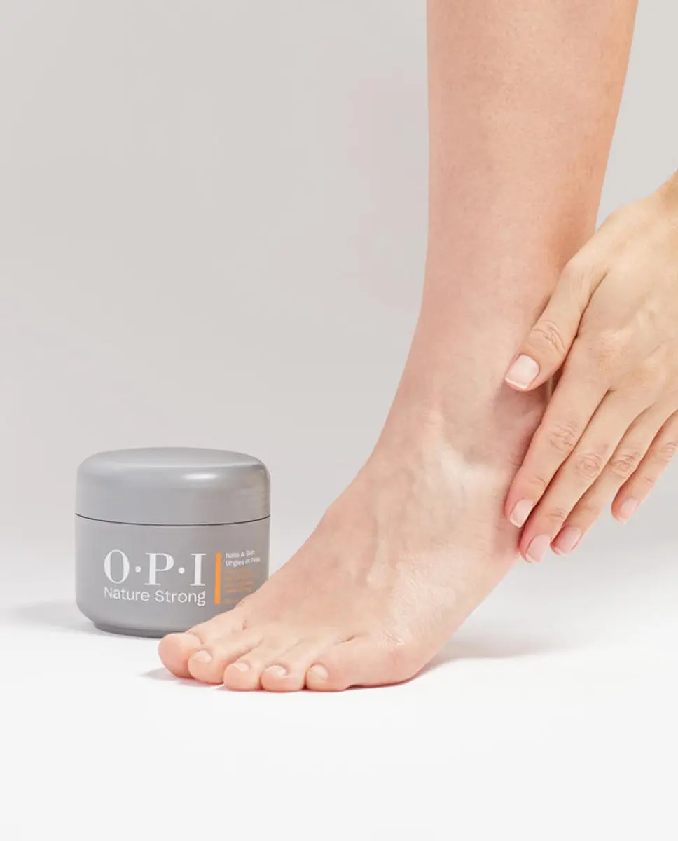 O.P.I. Nature Strong Scrub Handcrème 250ml - Grijs