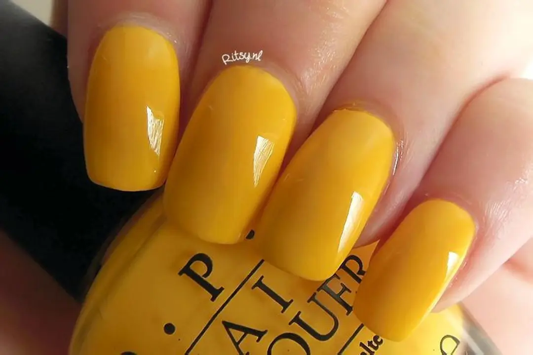 O.P.I. Nagellak Geel NL B46 - 15 ml