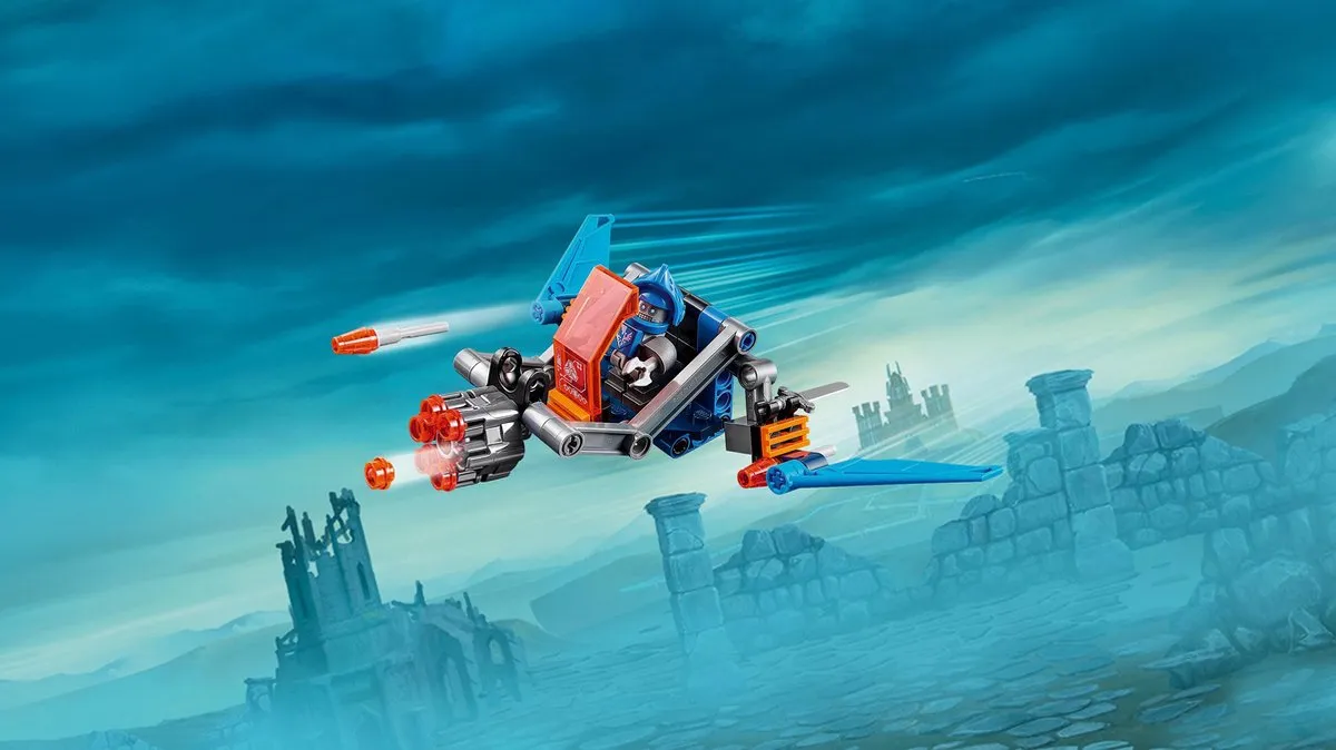 LEGO NEXO KNIGHTS Clay's Falcon Gevechtsblaster 70351 - 523 Stukken - afbeelding 6 van 6