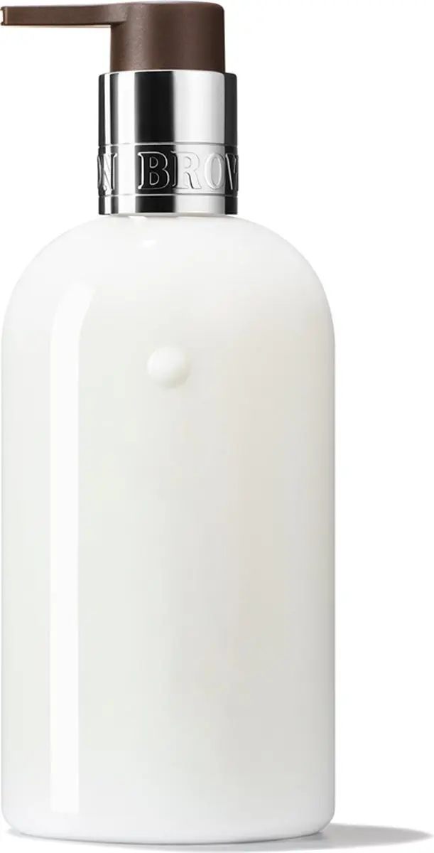 Molton Brown Coastal Cypress & Sea Fennel Bodylotion 300ml - afbeelding 6 van 6