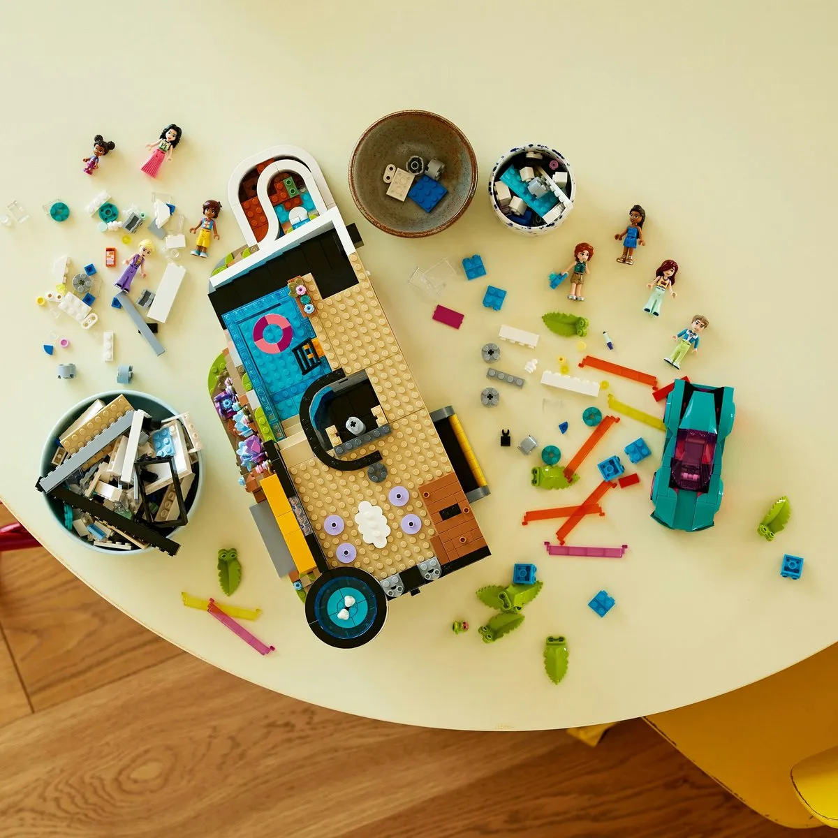 LEGO Friends Andrea's Futuristische Villa 42639 - 2275 Stukken