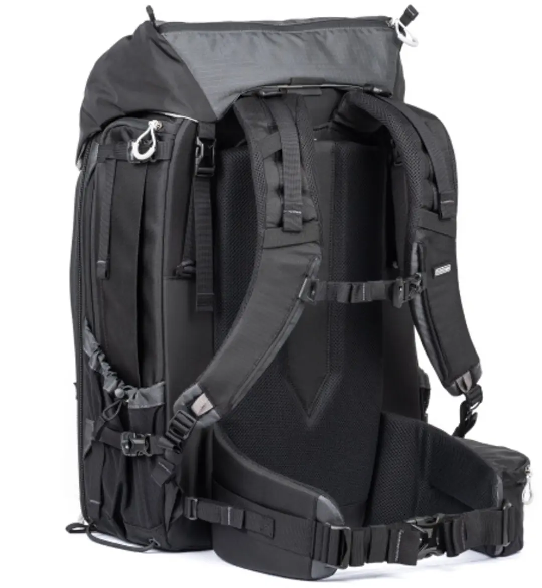 Think Tank Firstlight 46L+ Rugzak - Spiegelreflex/Mirrorless - 17" Laptop - 46L - Zwart/Grijs