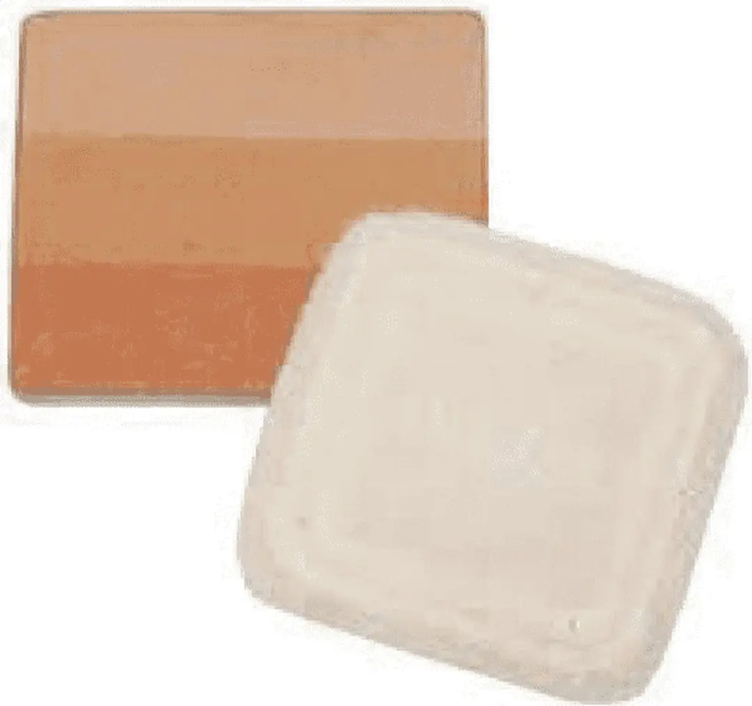Aveda Petal Essence Face Accent Apricot Whisper - 20ml