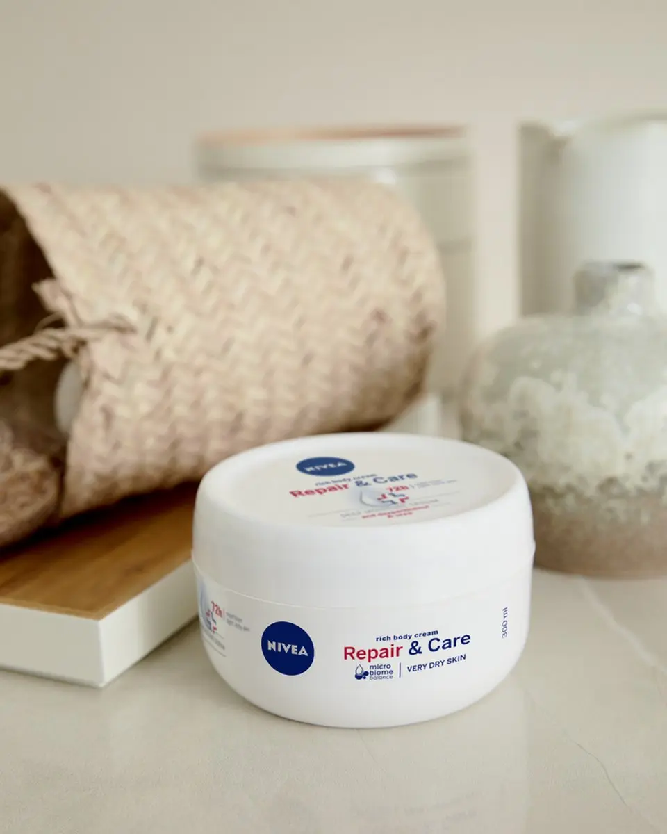NIVEA Repair & Care Bodycrème 300ml - afbeelding 6 van 6