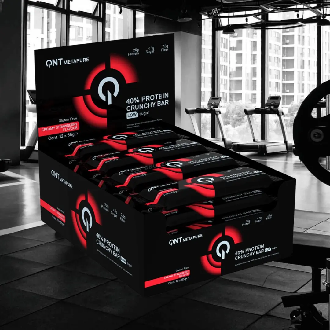 QNT Metapure 40% Protein Crunchy Bar - 12x65g - Roomse Aardbei