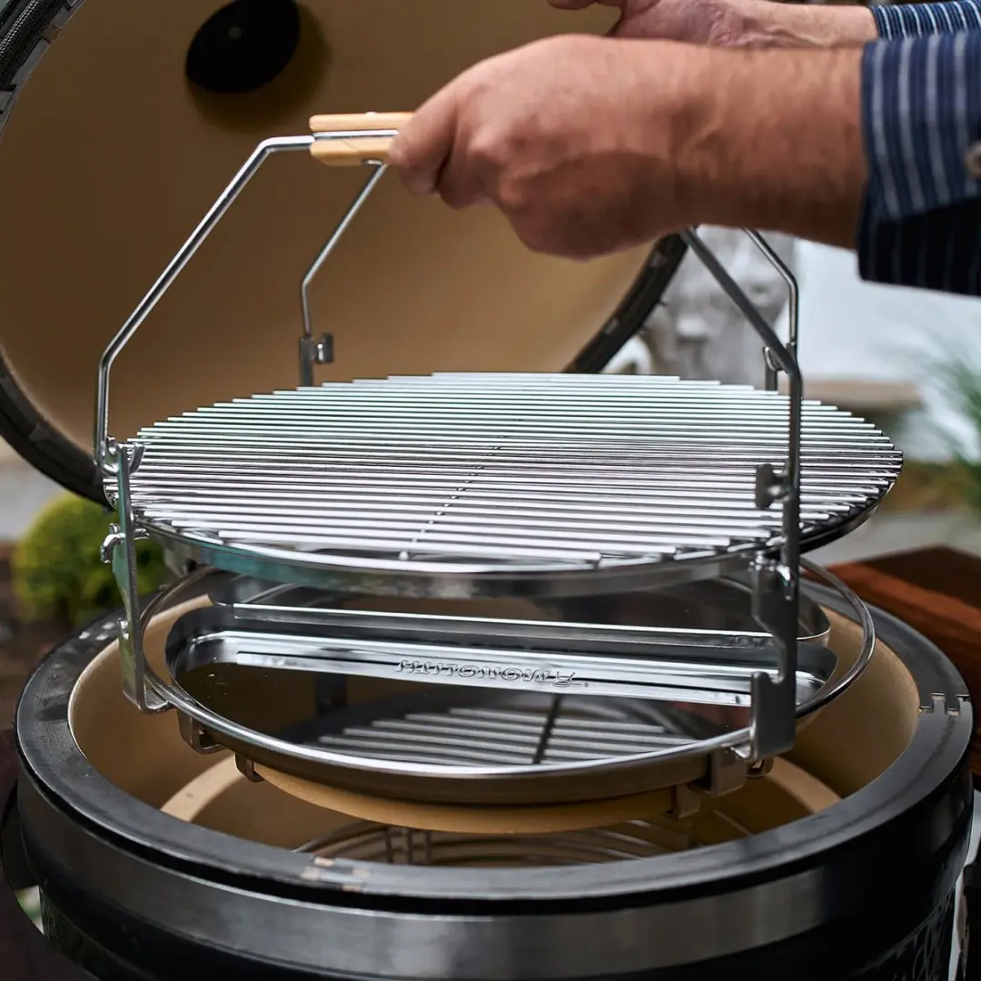Monolith TWO.55 Classic Kamado BBQ Set - 44cm - 12 Burgers - Zwart