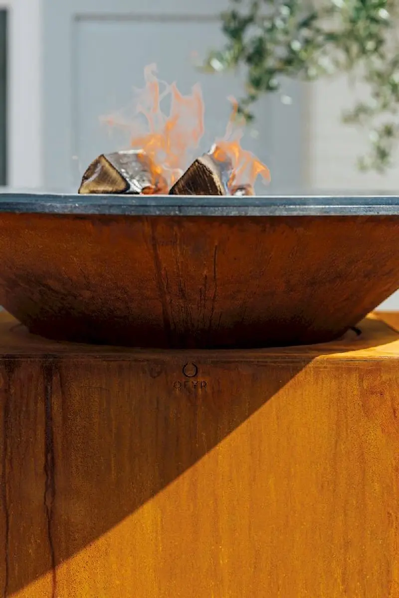 Ofyr Classic Storage Corten OCS-100-PRO BBQ - 100cm - 20 Burgers