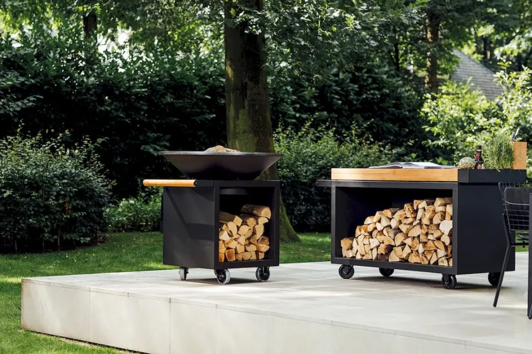 Ofyr Classic Storage Black 100 Pro BBQ - 100cm - 25 Burgers