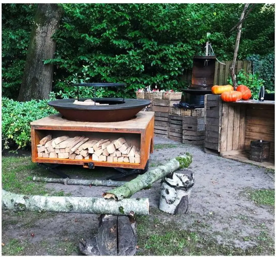 Ofyr Trailer Corten BBQ - 150cm - 20 Hamburgers