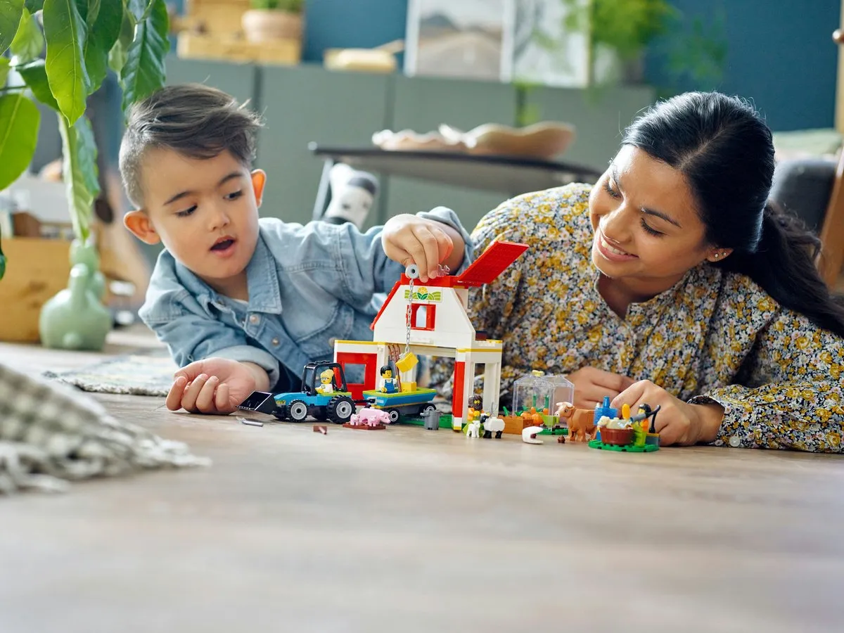 LEGO City Farm Schuur en Dieren 60346 - Meerkleurig