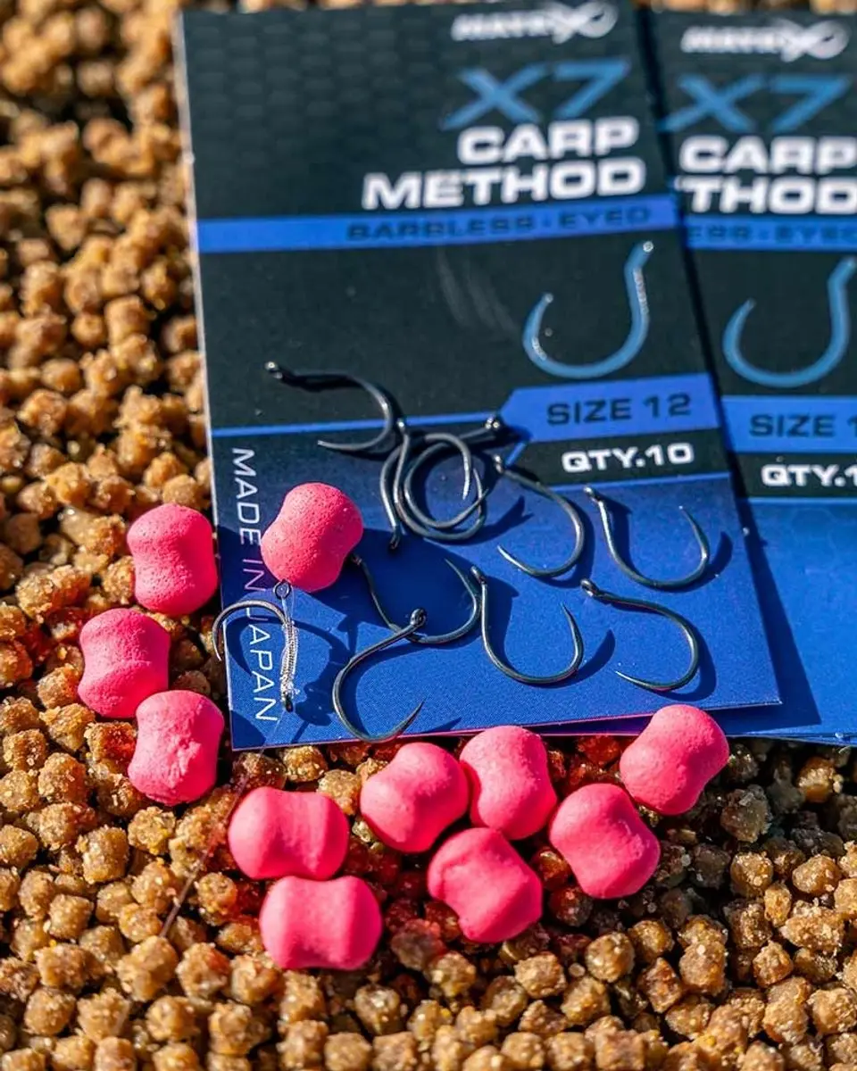 Matrix X7 Carp Method Eyed-Barbless Haken - 10 Stuks - Maat 12 - Zwart
