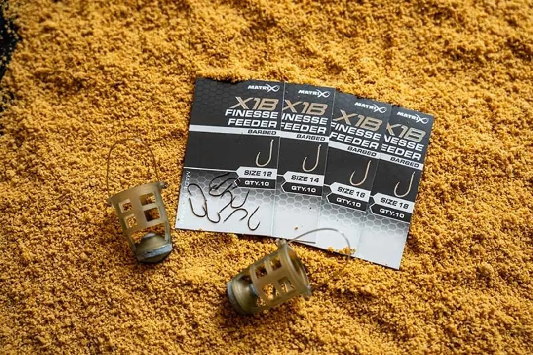 Matrix X1B Finesse Feeder - 10 Stuks - Maat 12