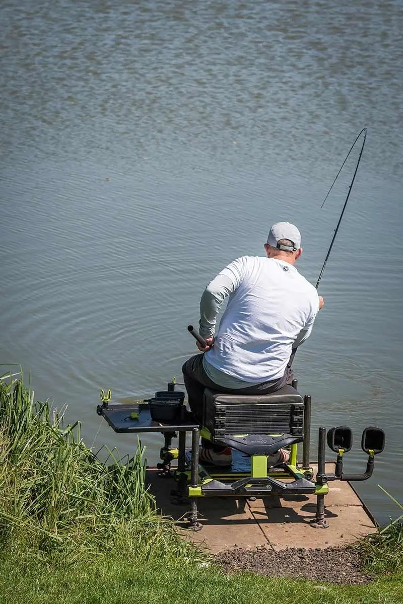 Matrix Aquos Ultra-W 11ft Waggler Hengel - 12 Ogen - Zwart