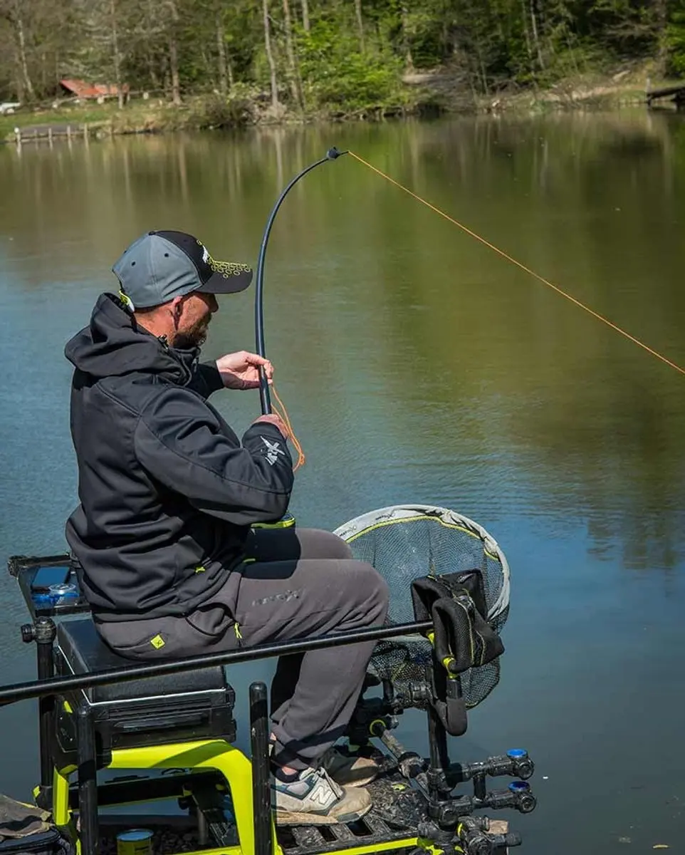 Matrix Torque Carp Power Pole Vaste Hengel 6.00m - Zwart