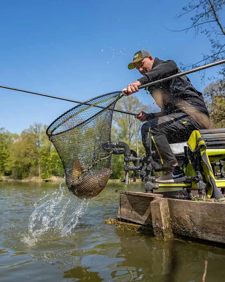 Matrix Torque Carp Power Pole Package 8.50m - 2 Toppen - Zwart/Groen