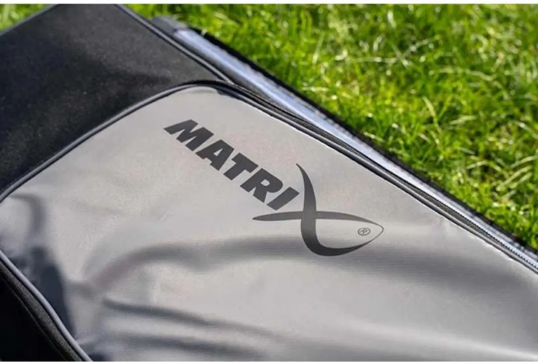 Matrix Aquos Ultra Rod Holdall - Multi