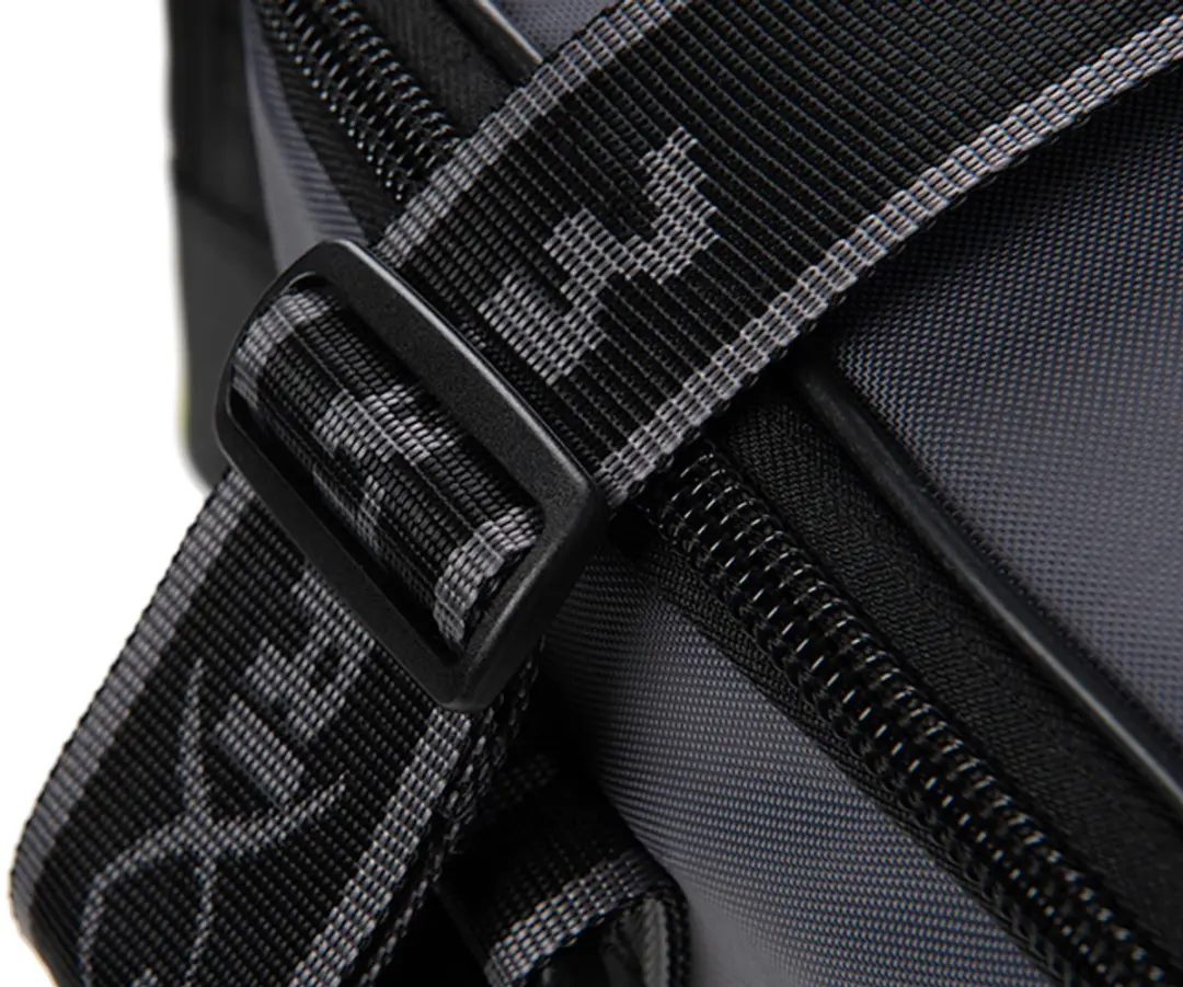 Matrix Ethos Tackle & Bait Bag GLU147 - 1 Stuks - Black/Lime